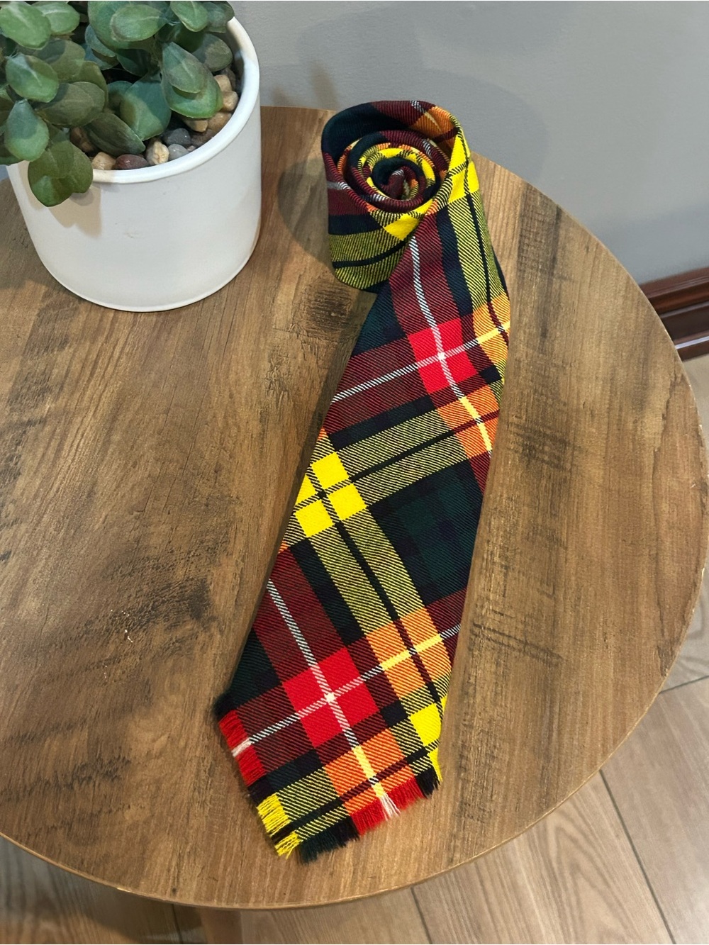 Vintage Gaelic College St Ann’s Cape Breton 100% Wool Tartan Tie